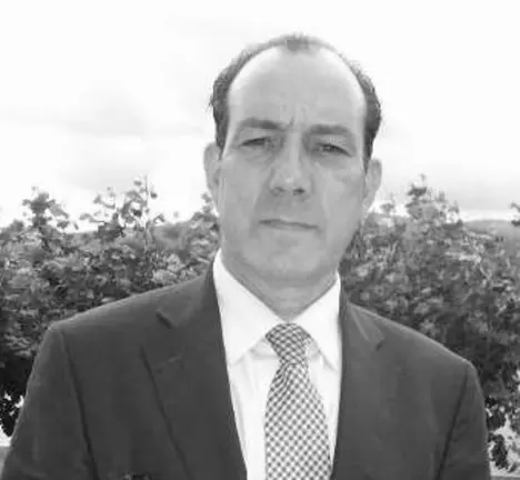 Manuel Valeriano Alonso. Alcalde de Camari&ntilde;as. Imaxe 2013. Imaxe La Opini&oacute;n